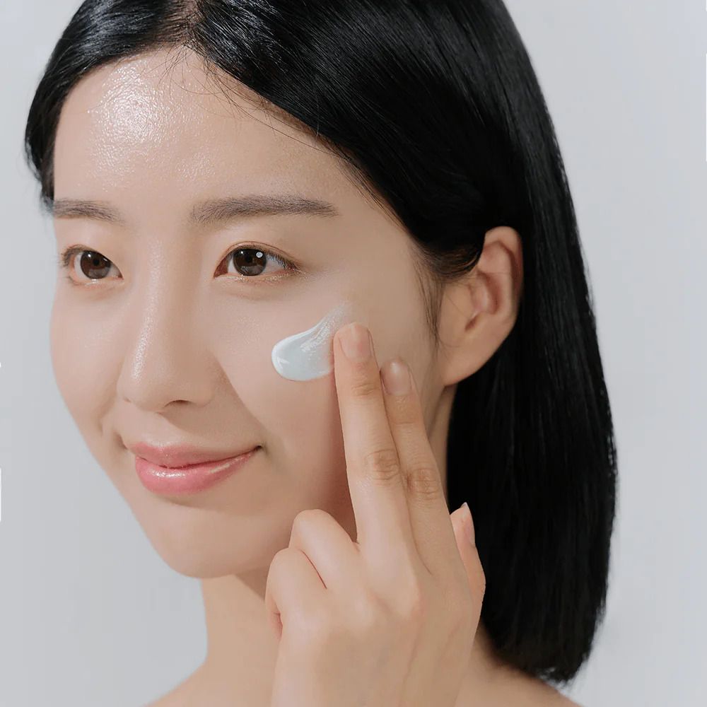 SKIN1004 Centella Water-Fit Sun Serum - Lightweight Moisturizing SPF Glow